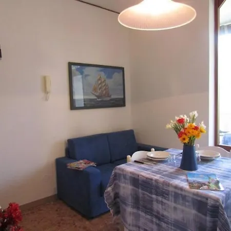 Bellissimo Trilocale In Condominio Fronte Mare