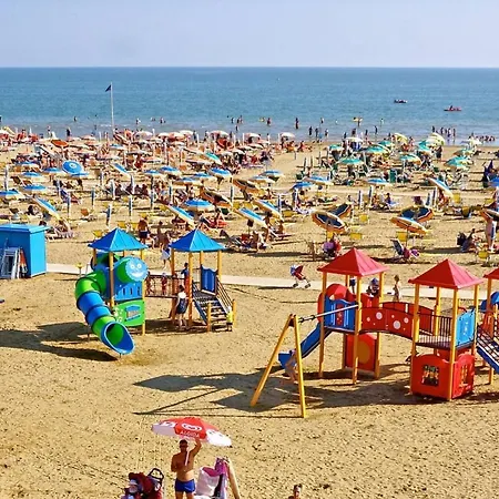 Bellissimo Trilocale In Condominio Fronte Mare 펜션